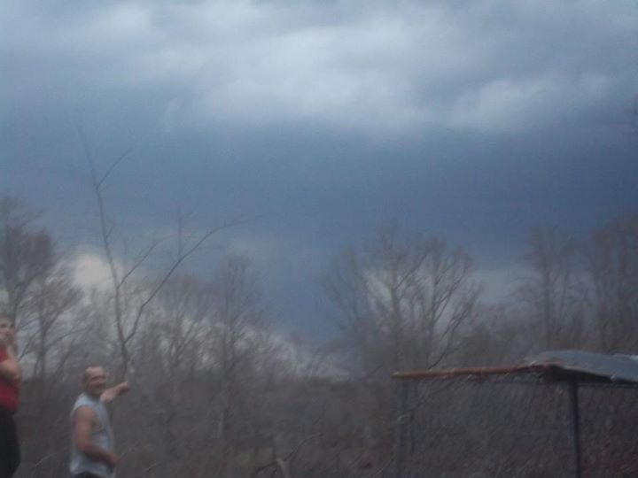 Kathy Sutton<br />Tornadoe !! Seeing it from Russell County!!!